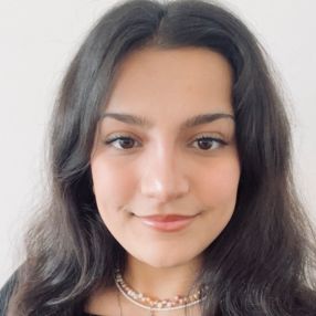 Bahar, Babysitter à Lyon