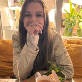 Camille, Babysitter à Douai