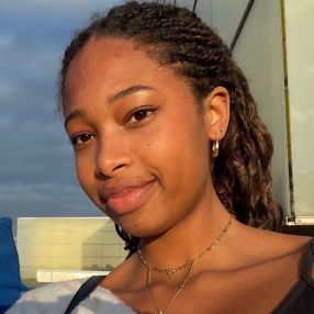 Zoé, Babysitter à Poitiers