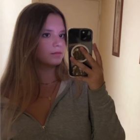 Manon, Babysitter à Meudon