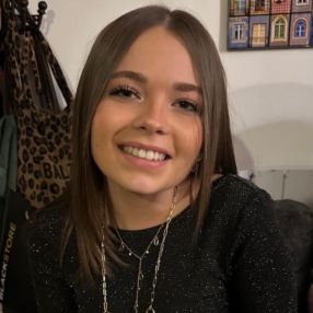 Paloma, Babysitter in Angers