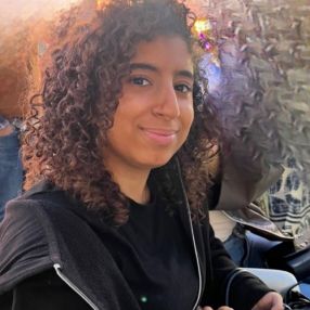 Cheima, Babysitter à Gennevilliers