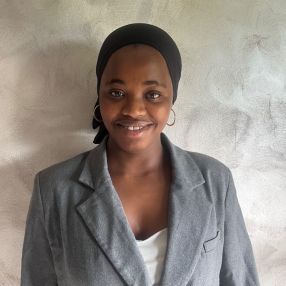 Aminata, Babysitter in Meudon