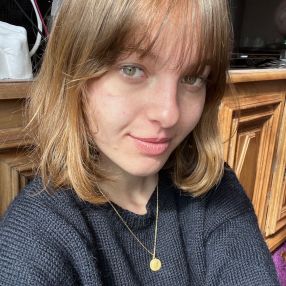 Mathilde, Babysitter à Cergy