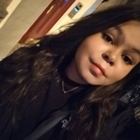 Alexie, Babysitter à Courbevoie