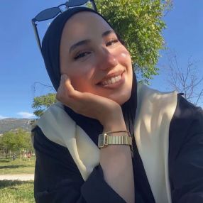 Sidhom, Babysitter in Nice