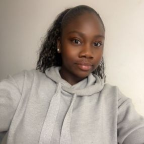 Koura, Babysitter in Fontenay-sous-Bois