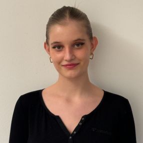Tamara, Babysitter in Paris