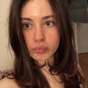 Sakina, Babysitter à Pontault-Combault