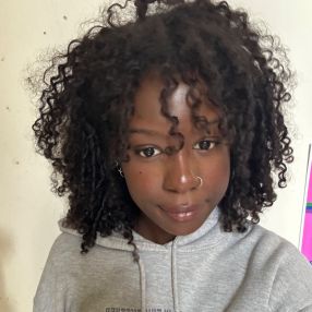 Adriana, Babysitter à Montreuil