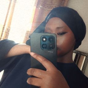 Diary, Babysitter à Asnières-sur-Seine