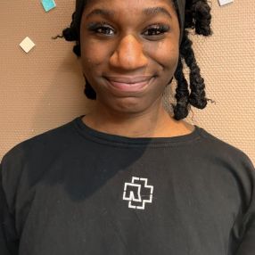 Yvana, Babysitter à Saint-Brieuc