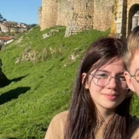 Louna, Babysitter in Niort