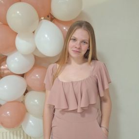 Lauryne, Babysitter à Wattrelos