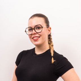 Thalia, Babysitter à Créteil