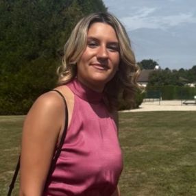 Agathe, Babysitter in Caen