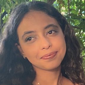 Zaineb, Babysitter à Toulouse