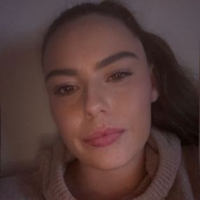 Aziliz, Babysitter à Roubaix