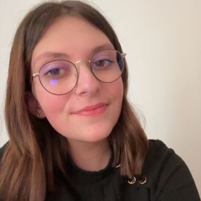 Olivia, Babysitter à Castres