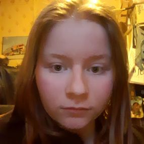 Lyzzya, Babysitter à Loos