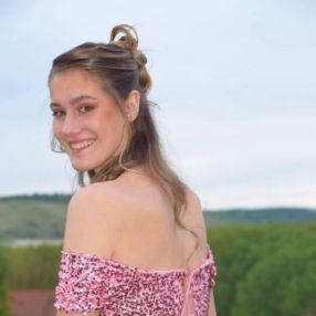 Salome, Babysitter à Rouen
