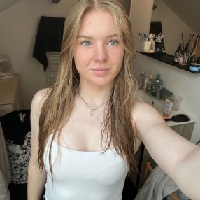 Rose, Babysitter à Champigny-sur-Marne