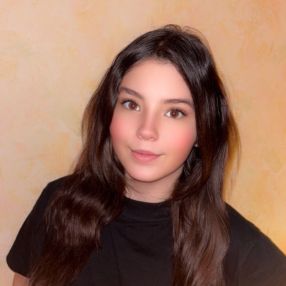 Elena, Babysitter à Valence