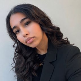 RK, Babysitter à Boulogne-Billancourt