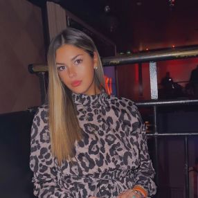 Anais, Famille à Cannes