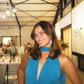 Megan, Babysitter in Paris