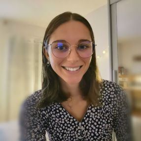 Eoline, Babysitter à Besançon