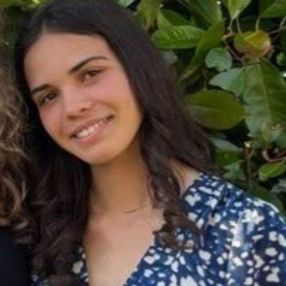 Eve, Babysitter à Sainte-Luce-sur-Loire