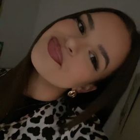 Louna, Babysitter à Sarcelles