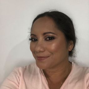 Tiffany, Babysitter in Évreux