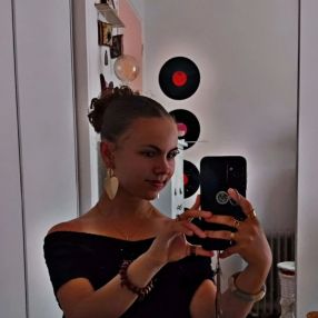 Anh-maï, Babysitter in Toulouse