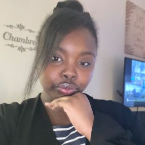 Kadiate, Babysitter à Cergy