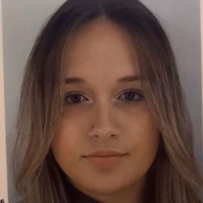 Louanne, Babysitter à Hénin-Beaumont