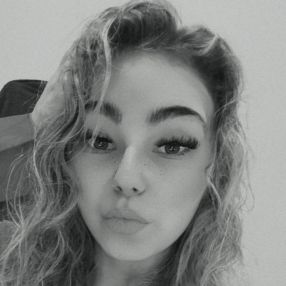 Madison, Babysitter à Châlons-en-Champagne