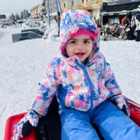 Mirna, Famille à Villeurbanne
