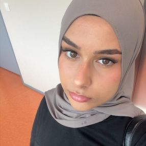 Aminat, Babysitter à Savigny-sur-Orge