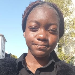 Hauswald, Babysitter à Villeurbanne