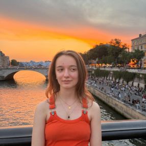 Anaïs, Babysitter in Bordeaux