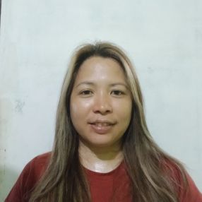 Floresa, Babysitter in Saint-Denis