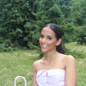 Nour, Babysitter à Aulnay-sous-Bois