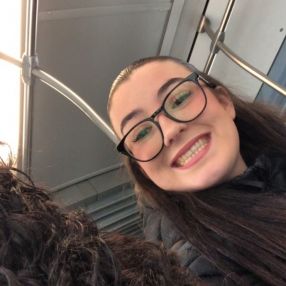 Lina, Babysitter à Rennes