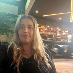 Sabrina, Babysitter à Poitiers