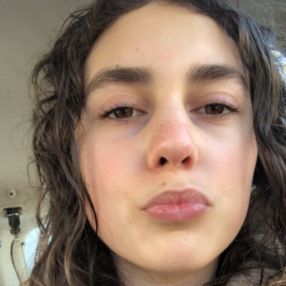 Iliana, Babysitter à Vannes