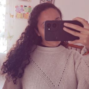 Rime, Babysitter à Brive-la-Gaillarde