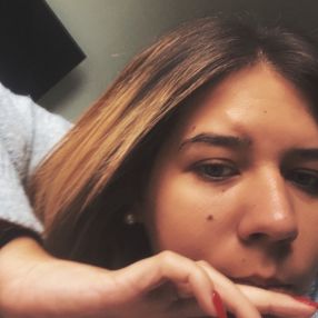 Cloe, Babysitter à Perpignan