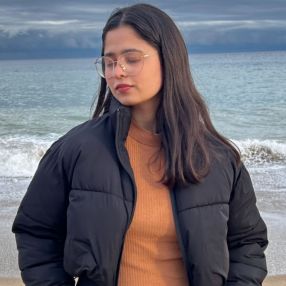 Laiba, Babysitter à Toulouse
